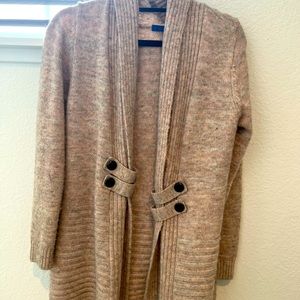 Women’s beige sweater